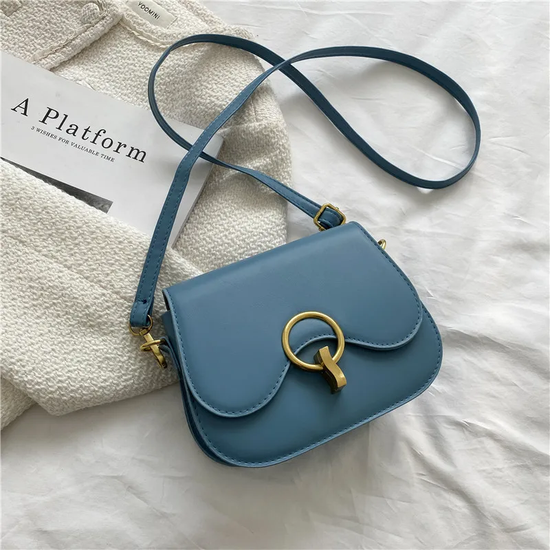 Bolsa Feminina de Couro Sintético EleganceLock
